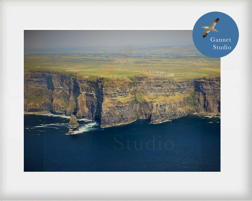 Cliffs of Moher, straight-on